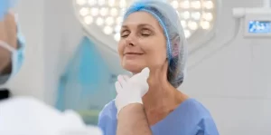 Lifting Facial e Abdominoplastia: Mitos, Segurança e Soluções para a Cicatriz